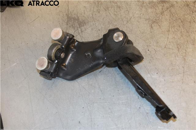 Hengsler til VW Caddy 2010-2015 (Type III, Fase 2) (2K0843336|)