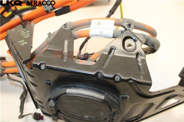 Batterilader inntak/luke til Mercedes EQC 2019-->>  (A2935407604|)