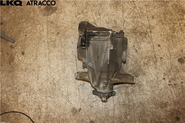 Kardang klokke bak til Mercedes C-Klasse 2021-->> (W206) (W206) (A2063500904|)
