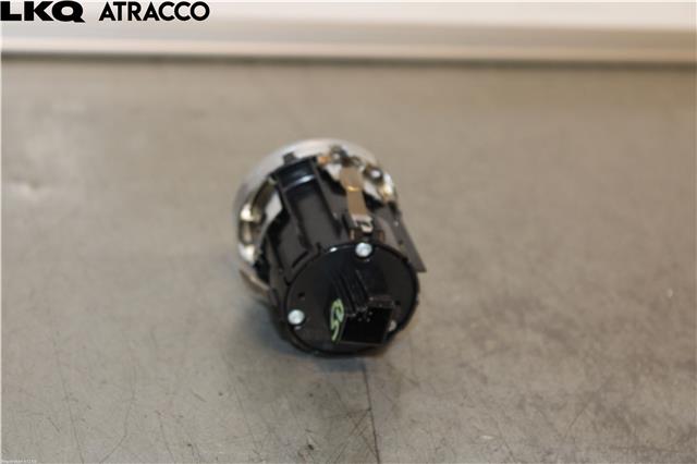 Bryter start/stopp til Mercedes C-Klasse 2021-->> (W206) (W206) (A2239051300|)