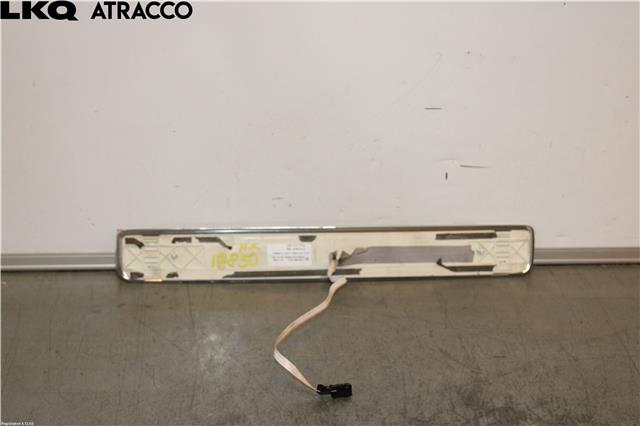 Lister til Mercedes C-Klasse 2021-->> (W206) (W206) (A2066801801|)