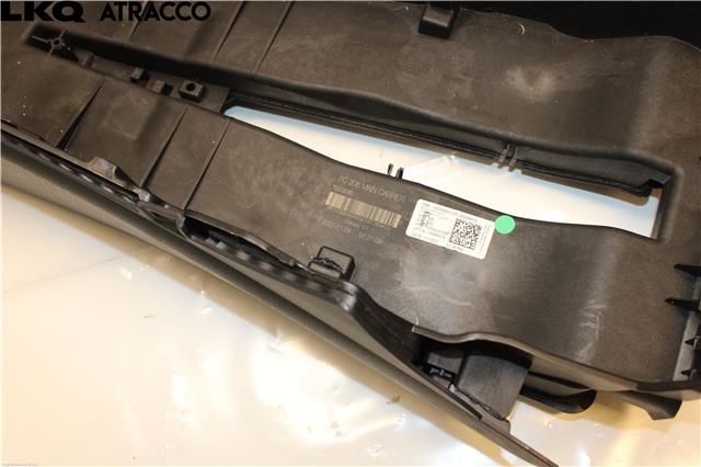 Innredning, Konsoll til Mercedes C-Klasse 2021-->> (W206) (W206) (A2066809401|)