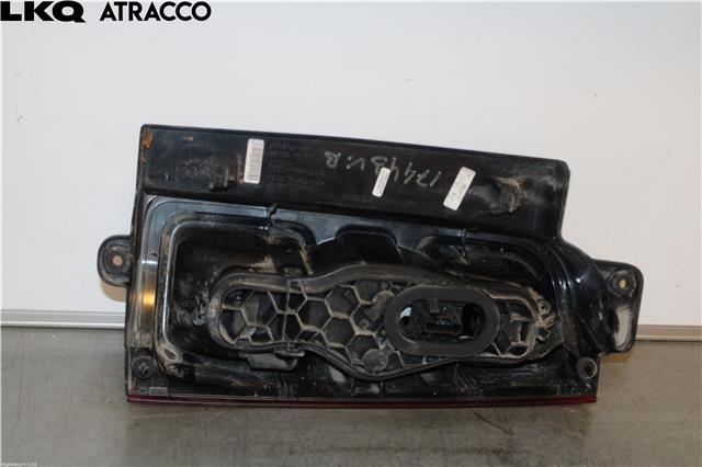 Baklykt venstre til Peugeot Expert 2016-->> (Type III)  (9808243180|)