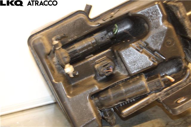 Spylertank til VW Tiguan 2011-2016 (Type I, Fase 2)  (5N0955453H|)