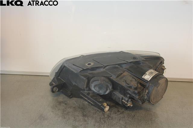 Frontlykt høyre halogen til VW Passat 2005-2010 (B6) (B6) (3C0941006AA|)