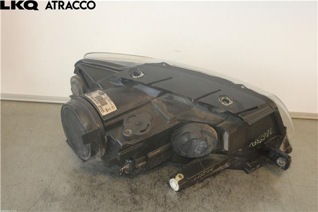 Frontlykt venstre halogen til VW Passat 2005-2010 (B6) (B6) (3C0941005AA|)