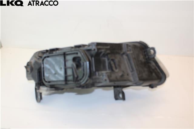 Frontlykt venstre halogen til Audi A6 2005-2008 (Type III, Fase 1) (C6) (C6) (4F0941029FH|)