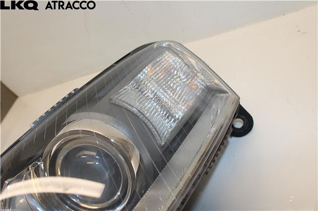 Frontlykt venstre halogen til Audi A6 2008-2011 (Type III, Fase 2) (C6) (C6) (4F0941029FF|)
