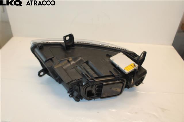 Frontlykt venstre halogen til Audi A6 2008-2011 (Type III, Fase 2) (C6) (C6) (4F0941029FF|)