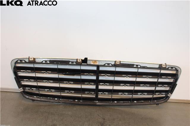 Grill til Mercedes C-Klasse 2004-2007 (Fase 2) (W203) (W203) (A2038800183|)