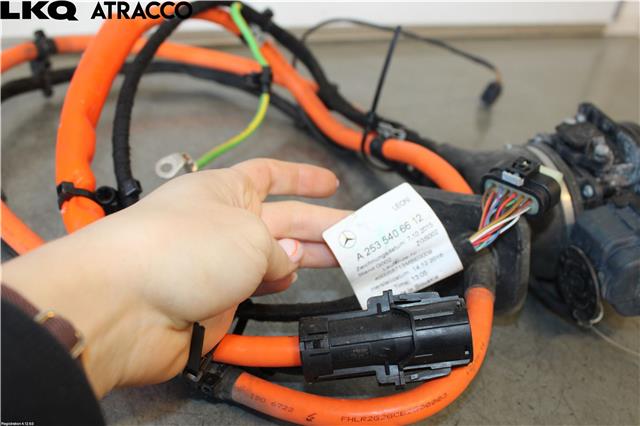 Batterilader inntak/luke til Mercedes GLC 2015-2022 (X253) (X253) (A2535408119|)