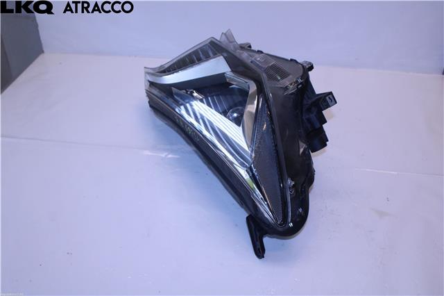 Frontlykt høyre halogen til Toyota RAV4 2016-2019 (Type IV, Fase 2)  (8114542680|)