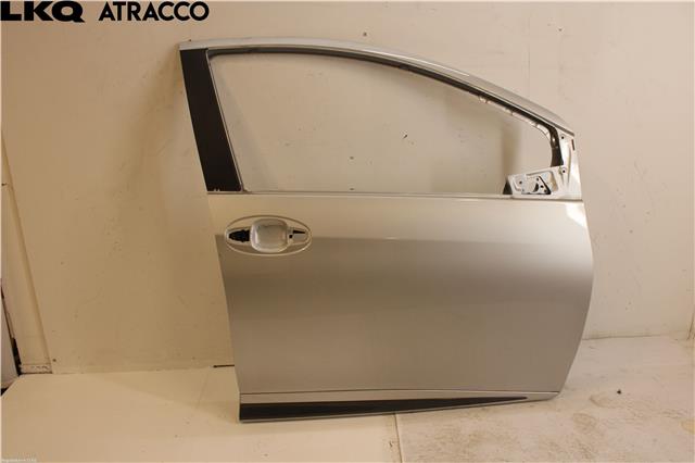 Dør høyre foran til Toyota Yaris, 2014-2020 (Type III, Fase 2)  (670010D510)