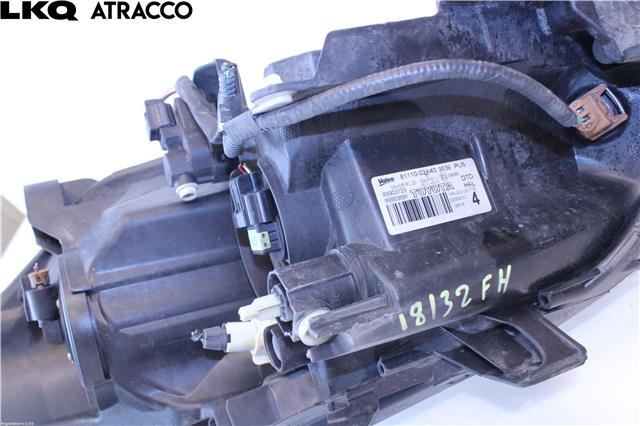 Frontlykt høyre halogen til Toyota Auris 2010-2012 (Type I, Fase 2)  (8113002A40|)