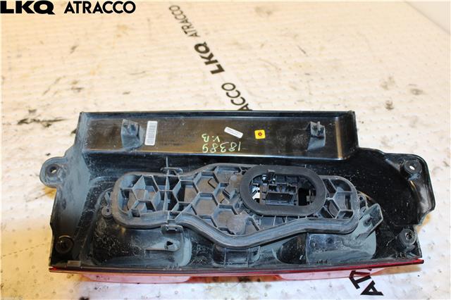 Baklykt venstre til Toyota Proace 2016-->> (Type II)  (9808243180|)