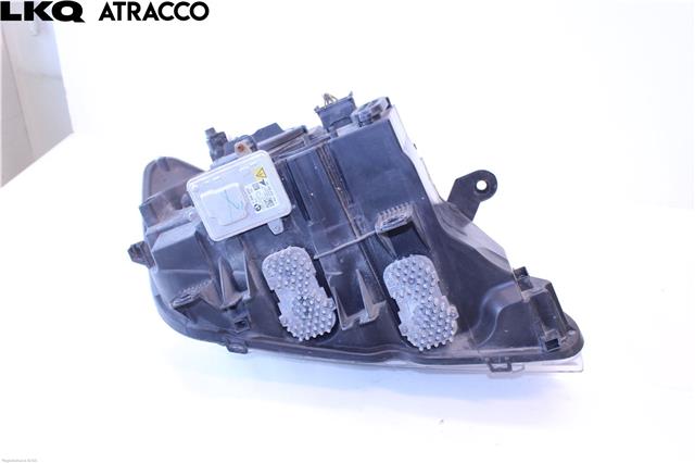 Frontlykt venstre halogen til BMW X3 2010-2017 (F25) (F25) (63117276991|)