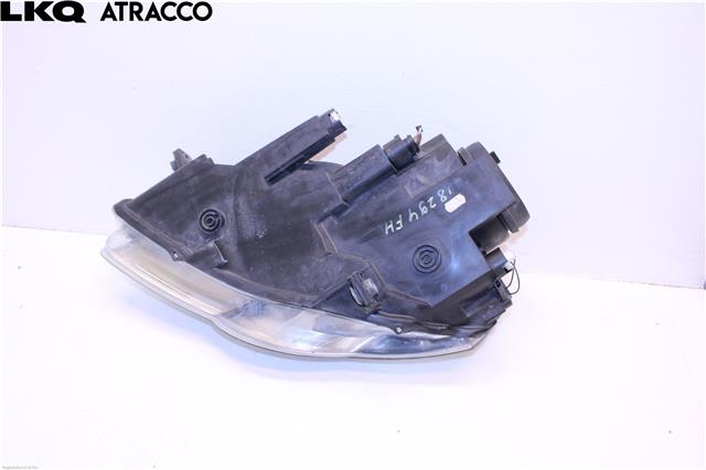 Frontlykt høyre halogen til VW Passat 2005-2010 (B6) (B6) (3C0941006AB|)