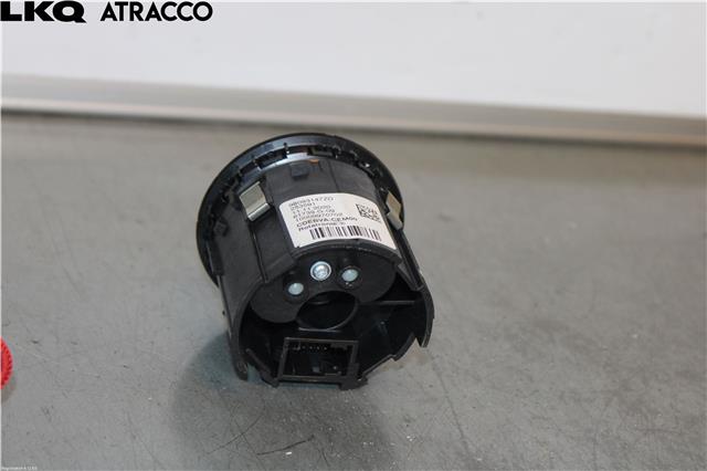 Bryter diverse til Toyota Proace City 2020-->>  (SU001A4292|)