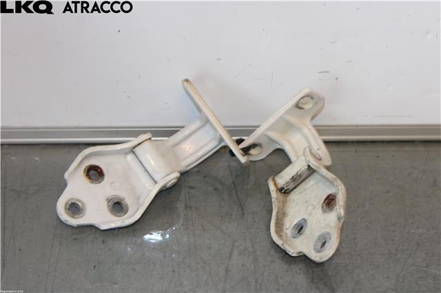 Hengsler til Iveco Daily 2014-->> (Type VI)  (504131917|)