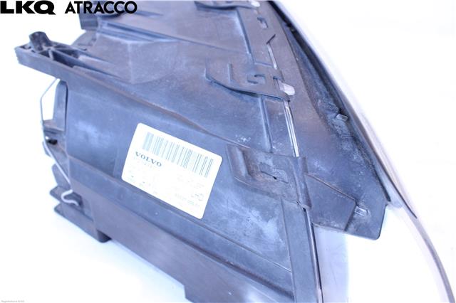 Frontlykt venstre halogen til Volvo V70 2007-2013 (Type III, Fase 1)  (31214347|)