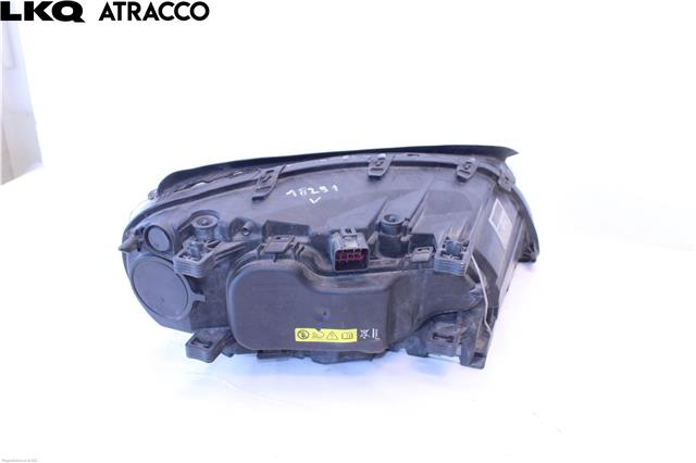 Frontlykt venstre halogen til Volvo V70 2007-2013 (Type III, Fase 1)  (31214347|)