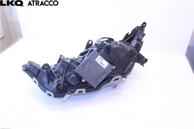 Frontlykt høyre halogen til Toyota RAV4 2019-->> (Type V)  (8114542B41|)
