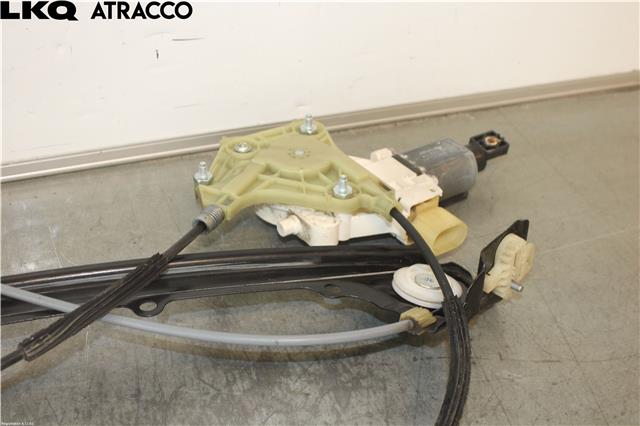 Ruteheis til BMW 3-Serie 2005-2011 (E90/E91/E92/E93) (E90/E91/E92/E93) (51337193455|)
