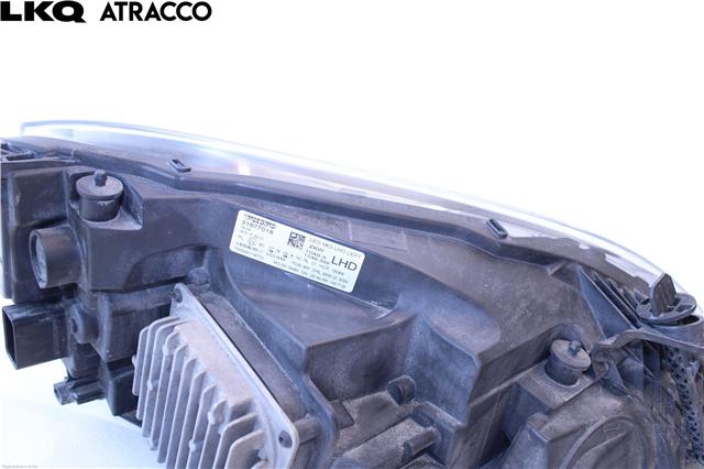 Frontlykt venstre halogen til Volvo V40 2012-2019  (31467076|)