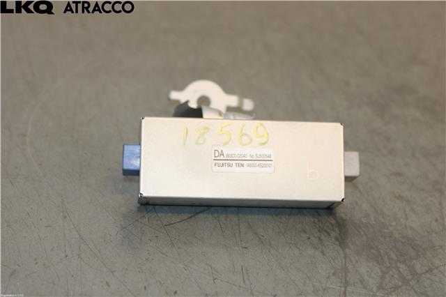 Antenne navigasjon til Toyota Corolla, 2019-->>  (863C002040)