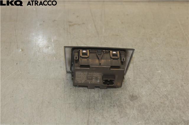 Bryter nødblink til VW Caddy 2020-->> (Type IV)  (5H0925200T|)