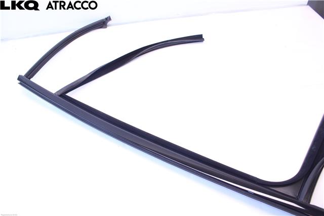 Diverse deler til Mercedes C-Klasse 2021-->> (W206) (W206) (A2067370400|)