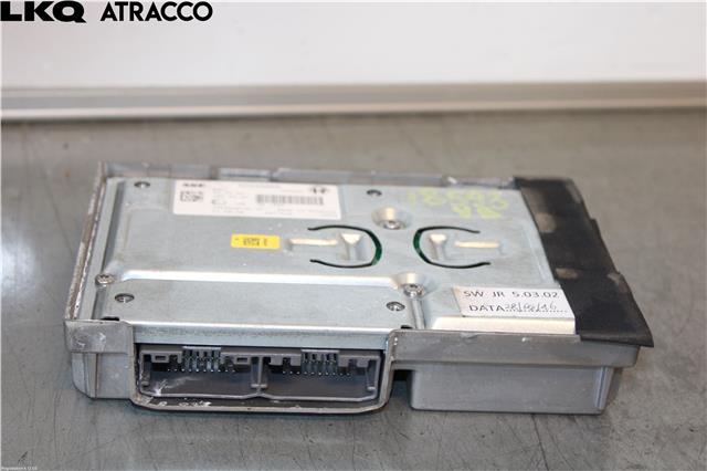 Bilstereo forsterker til Alfa Romeo Giulia 2016-->>  (50533989|)