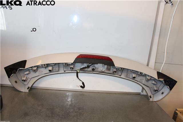 Spoiler bakluke til Mazda CX-3 2015-2022  (D10E51960FKM|)