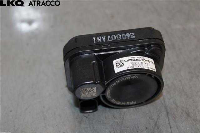 Bilstereo høyttaler til Toyota bZ4X 2022-->>  (8904042060|)
