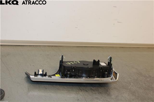 Bryter lys til BMW 5-Serie 2010-2017 (F10/F11) (F10/F11) (61316803965|)
