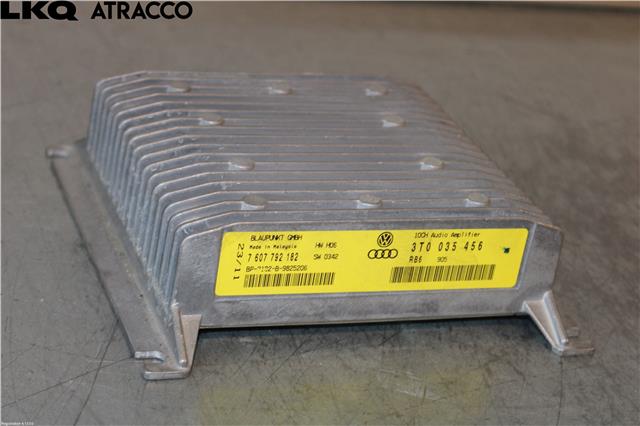 Bilstereo forsterker til Škoda Octavia, 2009-2013 (Type II, Fase 2) (3T0035456)