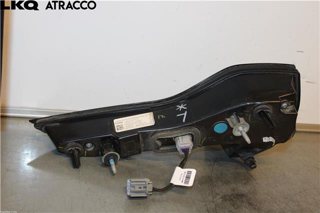 Baklykt venstre indre til Ford Mustang Mach-e 2020-->>  (2536996|)