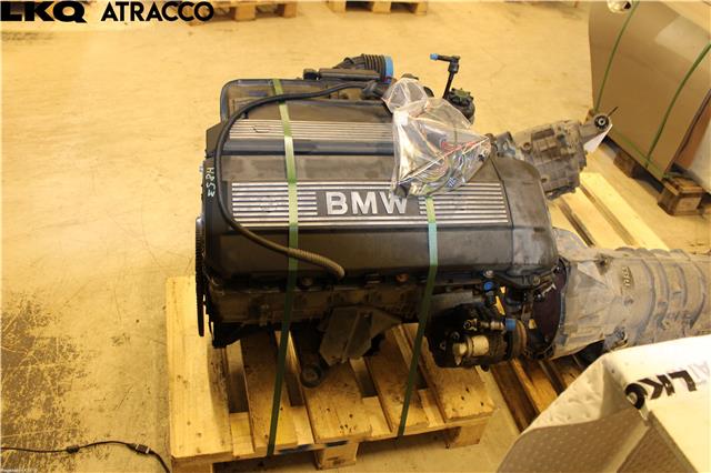 Motor bensin til BMW X3 2003-2006 (Fase 1) (E83) (E83) (11000140990|)