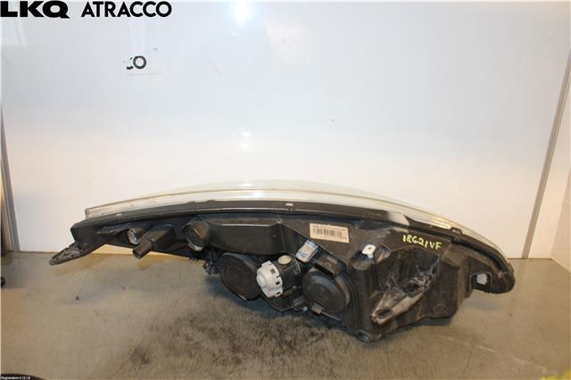 Frontlykt venstre halogen til Renault Trafic 1981-2001  (260607160R|)