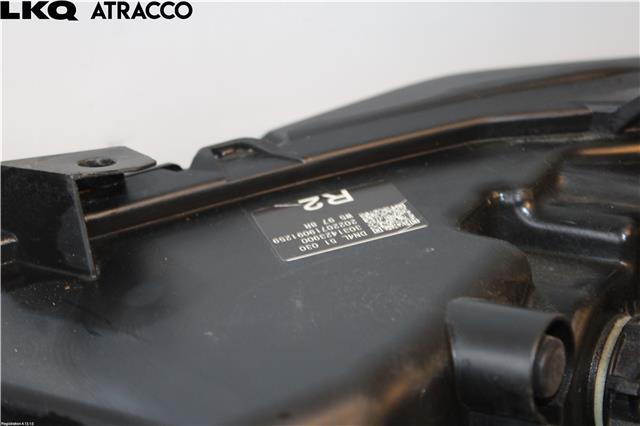 Frontlykt høyre halogen til Mazda MX-30 2020-->>  (3031423900|)