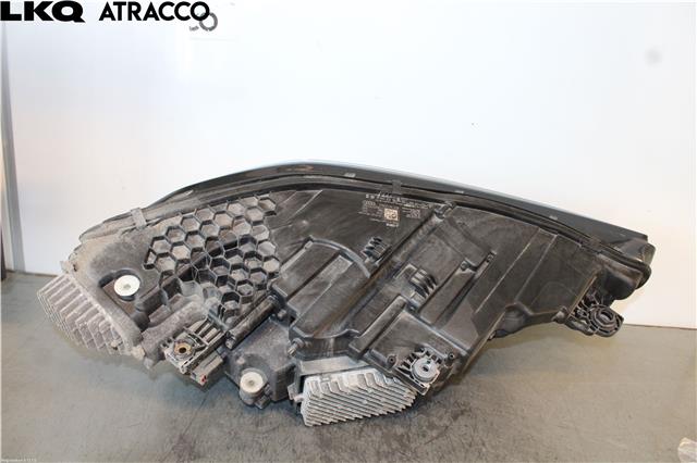 Frontlykt venstre halogen til Audi e-tron 2018-->>  (4KE941781D|)