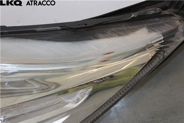 Frontlykt venstre halogen til Ford Fiesta 2013-2017 (Type VI, Fase 2) (2126888|)