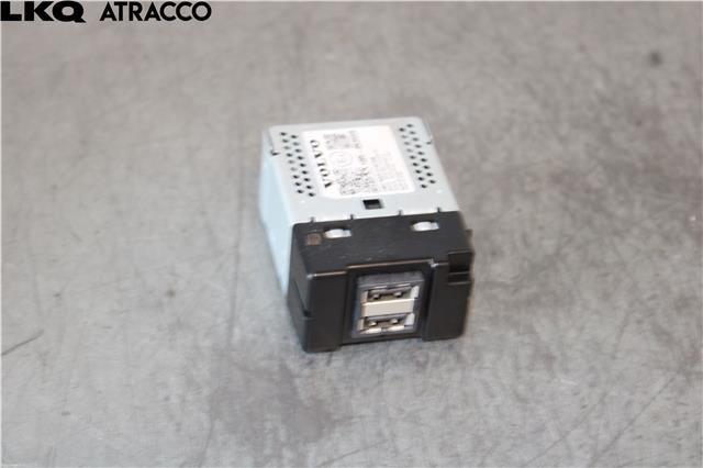 Diverse deler til Volvo XC40 2018-2024  (31407038|)