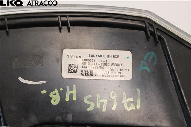 Baklykt høyre til Tesla Model S 2013-2016 (Fase 1)  (6005921|)