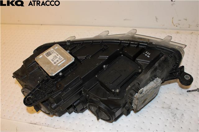 Frontlykt høyre halogen til Škoda Octavia 2013-2016 (Type III, Fase 1)  (5E1941017B|)