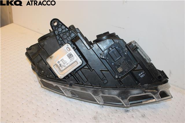 Frontlykt venstre halogen til Škoda Octavia 2013-2016 (Type III, Fase 1)  (5E1941017B|)