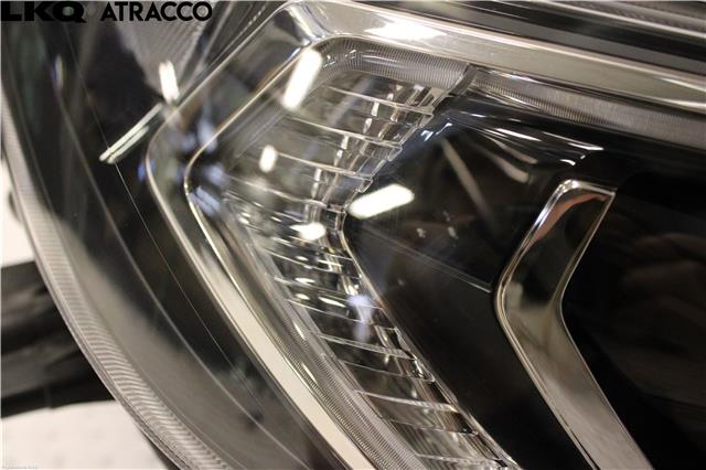 Frontlykt høyre halogen til Toyota RAV4 2019-->> (Type V)  (8114542A31|)