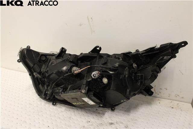 Frontlykt høyre halogen til Toyota RAV4 2019-->> (Type V)  (8114542A31|)
