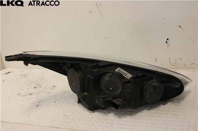 Frontlykt venstre halogen til Ford Focus 2014-2018 (Type III, Fase 2) (2206016|)