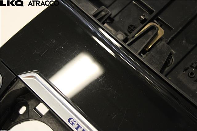 Diverse deler til VW Passat 2015-2019 (Fase 1) (B8) (B8) (3G1864263|)